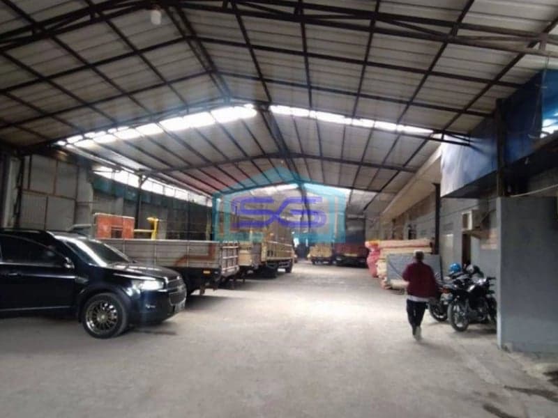 Dijual Gudang Bagus di Sayap Taman Kopo Indah Bandung LT 3515m2 SHM