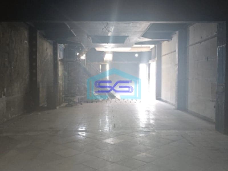 Disewakan Ruko Lokasi Strategis Sudirman Bandung Area Ramai LT 480m2