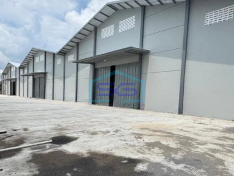 Disewakan Gudang Bebas Banjir Luas Tanah 5610 m² Lokasi di Semarang Barat