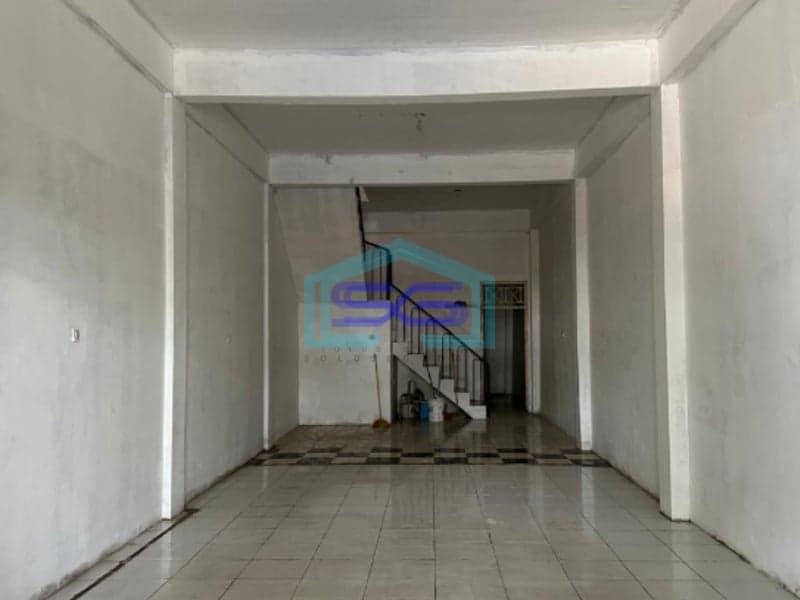 Disewakan Ruko di Jalan R Soekamto Simpang Patal Palembang Luas Bangunan 330m2