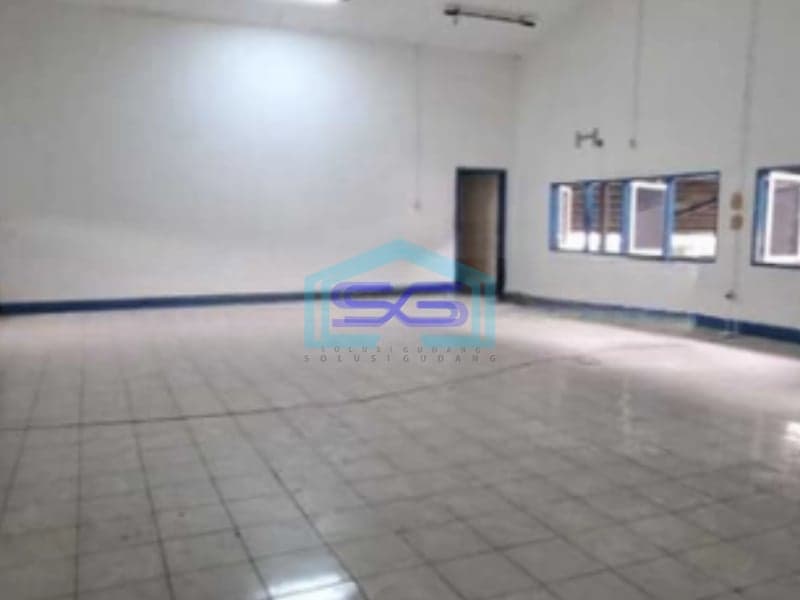 Dijual Gudang Loading Dock Karang Tengah Tangerang Siap Huni Luas Tanah 4900m2