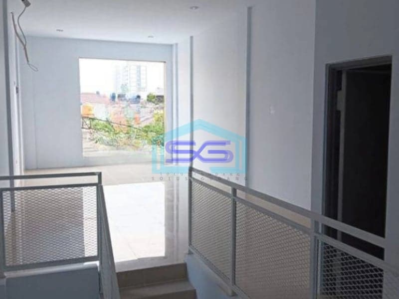 Disewakan Ruko Di Jl.H. Salim - Radio Dalam Jakarta Selatan LT 130m2