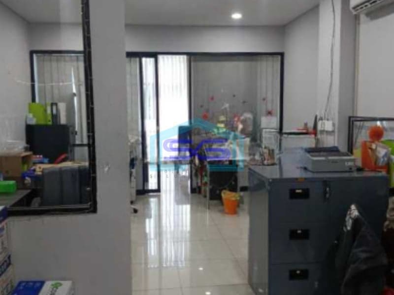 Disewakan Segera Ruko Green Ville Jakarta Barat LB 270m2 Termurah Posisi Ramai Di Jalan Besar Bebas Banjir