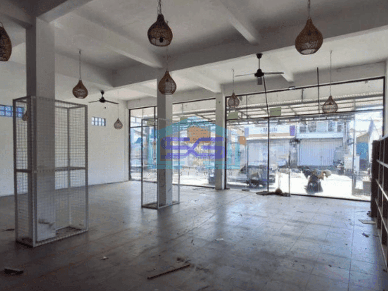 Disewakan tempat usaha extra luas di Canggu Bali