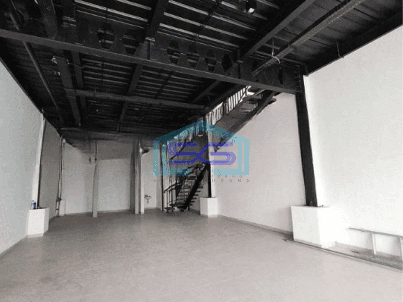 Disewakan Ruko Luas Bangunan  1365 m² di Gading Serpong 3 Lantai