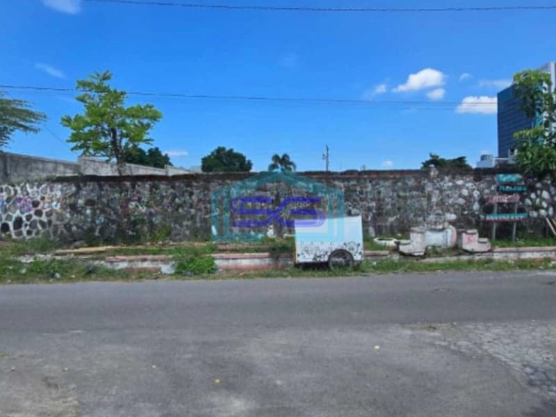 Disewakan Tanah Lokasi Strategis Siap Bangun di Nusukan Banjarsari Solo LT 1986m2
