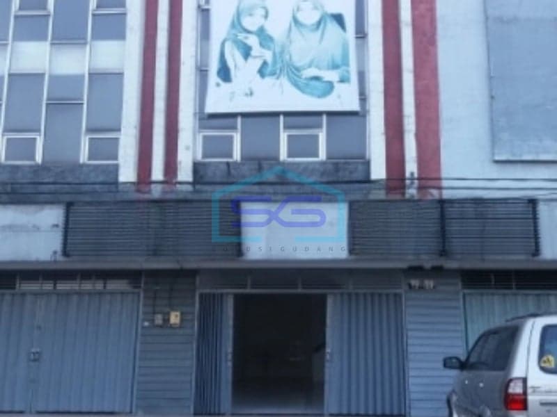 Disewakan Ruko Lokasi Strategis di Batununggal Indah, Bandung LB 180 m²
