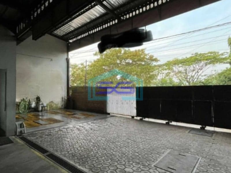 Dijual Ruang Usaha Ada Kantor Luas Tanah 325 m² Lokasi Semarang