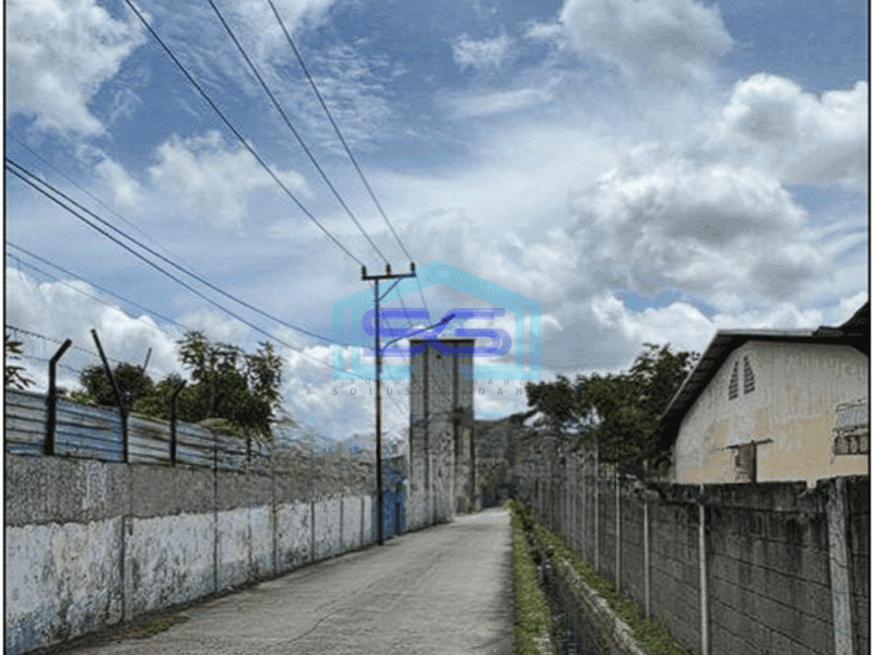 Disewakan gudang bagus 900m² di Batu Ceper