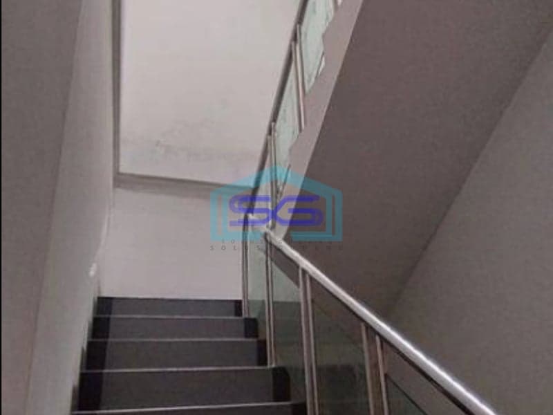 Dijual Ruko Kokoh Bagus Untuk Usaha Lokasi Pusat Kota Area Ramai di Kopo Bandung LB 670m2