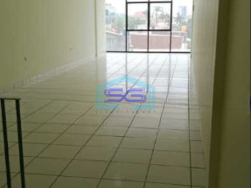 Dijual Ruko 3 Lantai Luas Bangunan  140 m² Lokasi di Jakarta Barat