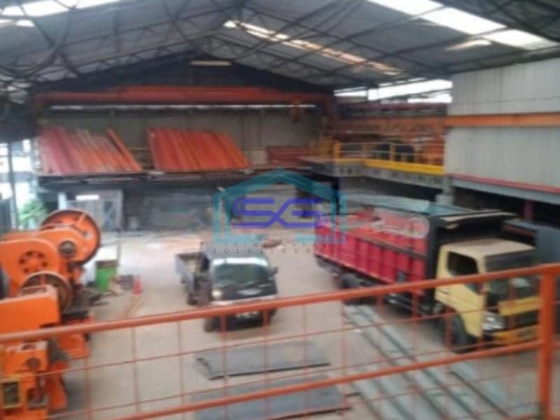 Dijual Pabrik Lokasi di kavling DPR Cipondoh Tangerang Luas Bangunan 2500m2