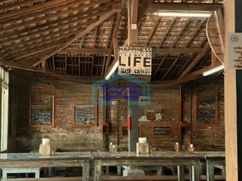 Disewakan Ruko Luas Bangunan 250 m2 Lokasi Uluwatu Badung Bali