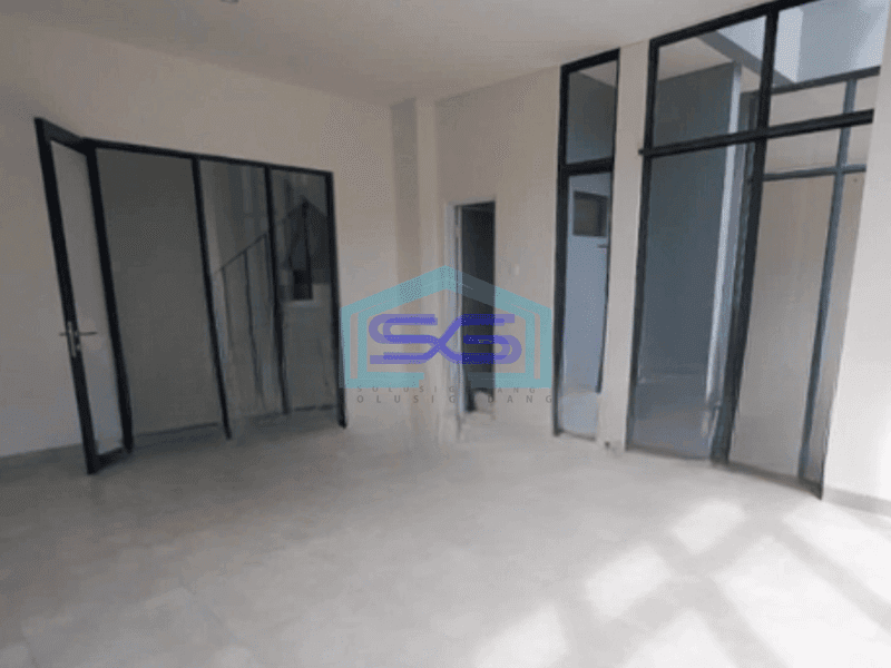 Disewakan Ruko 3 Lantai Luas Bangunan 122 m² di BSD Tangerang