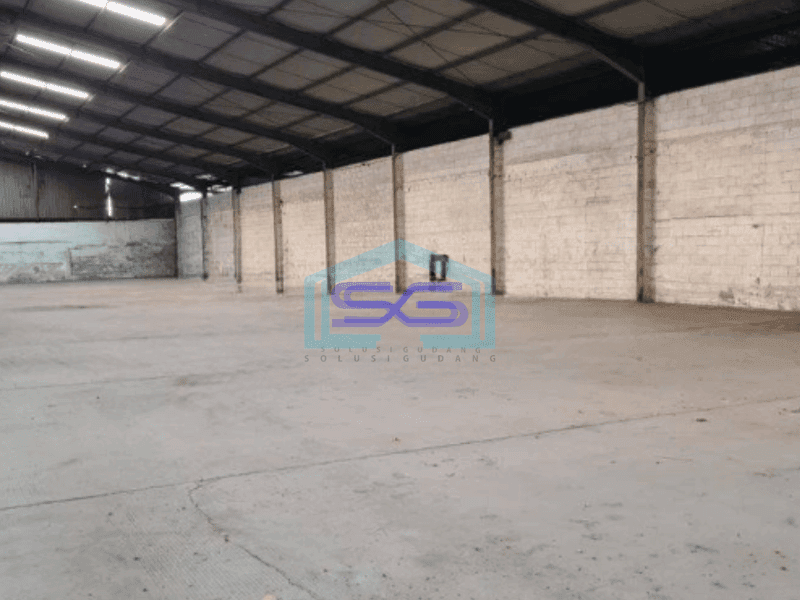 Disewakan Gudang Pinggir Jalan Raya Pluit Jakarta Utara Luas Bangunan  2211 m²