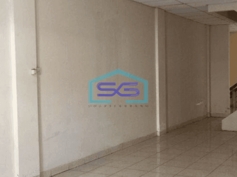 Dijual cepat Ruko 2 lantai strategis di Taman Surya 5, Jakarta Barat