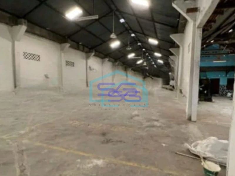 Disewakan Gudang Ada Kantor Akses Container Luas tanah  2000 m² Lokasi Sewon Bantul Yogyakarta