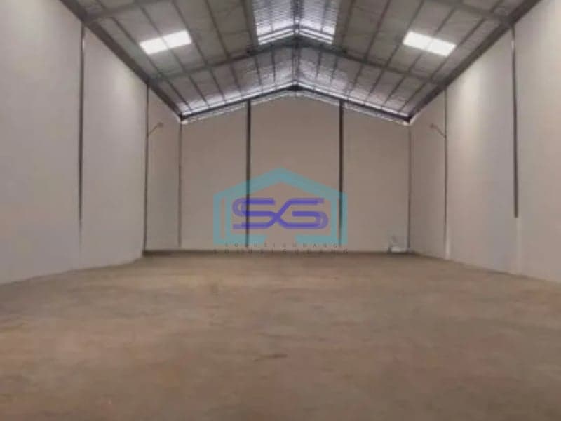 Disewakan Gudang Jl Peternakan Cengkareng Jakarta Barat Luas Bangunan 450 m²