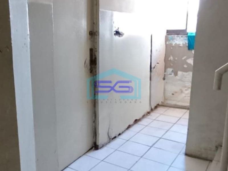 Dijual Cepat Ruko Luas Bangunan  240 m² Lokasi Pangeran Jayakarta Jakarta Pusat