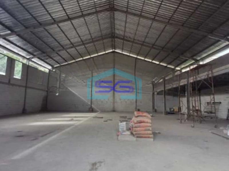 Disewakan Gudang Ada Kantor Luas Bangunan  600 m² Lokasi Bebas Banjir di Bogor