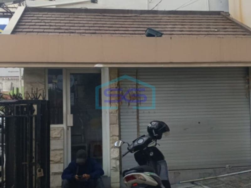 Disewakan Ruang Usaha Lokasi Strategis di Samirono LT 270 m2
