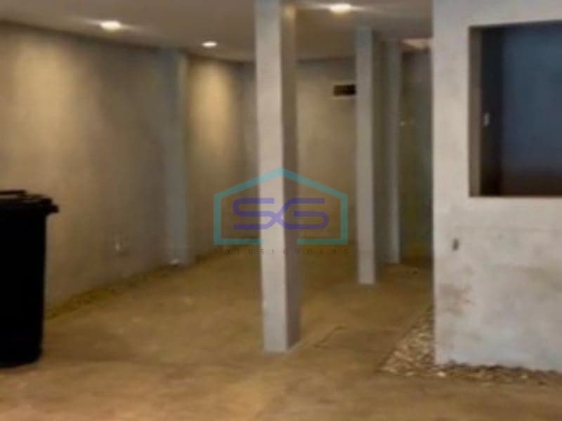 Strategic Commercial Shophouse for Rent Main Road Kelapa Gading North Jakarta Building Area 150 m²