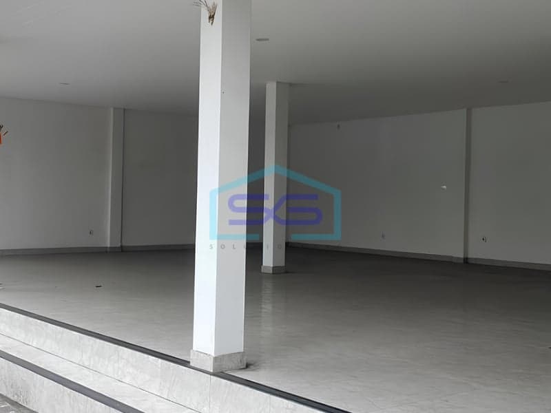 Disewakan Ruko Dekat Pantai Pererenan Badung Bali, Bangunan 135 m²