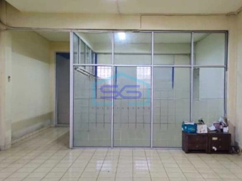 Dijual Ruko Bebas Banjir Luas Bangunan 417 m² 3 Lantai di Surakarta Jawa Tengah