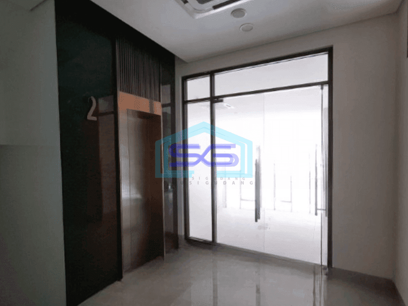 Disewakan Ruko di Gading Serpong Tangerang Luas Bangunan 824 m²