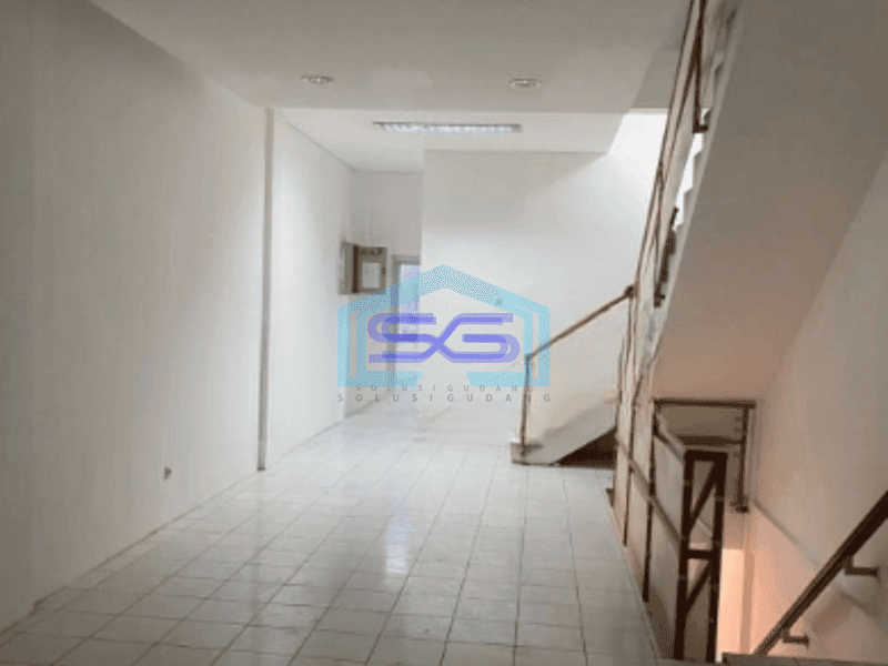 Disewakan Ruko Raya Merdeka Cimone Tangerang Luas Bangunan 229m2