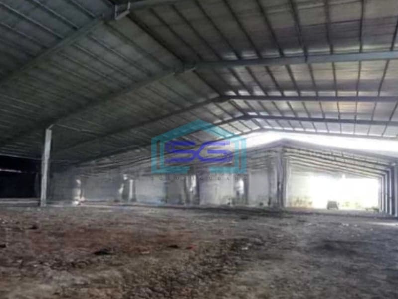 Dijual Pabrik Lokasi Strategis Luas Bangunan 3870 m² di Cikarang