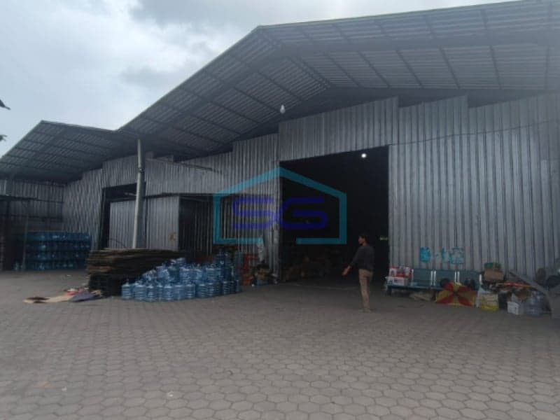 Disewakan Gudang di Sleman Yogyakarta Luas Bangunan 900m2