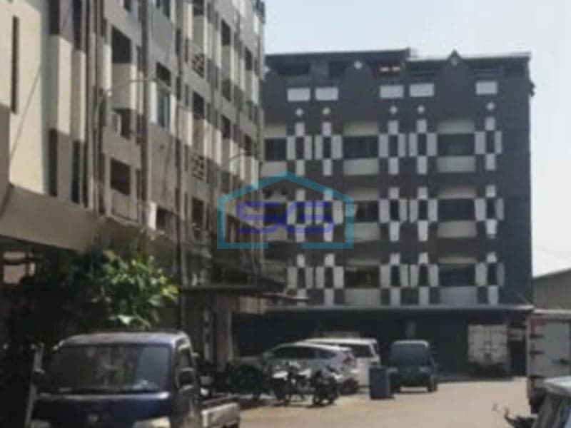 出售：日惹丹那邦安宽敞商铺，建筑面积250平方米