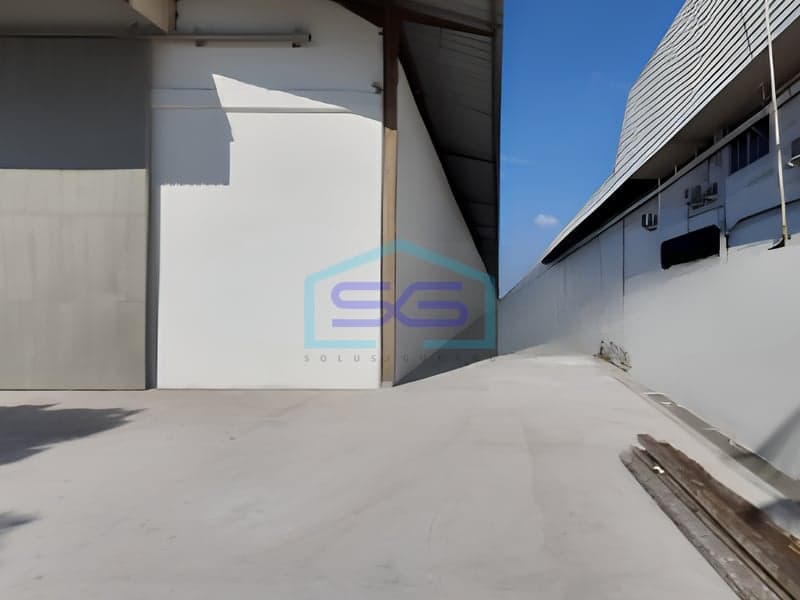 Warehouse for Rent Ready to Use Building Area 660 sqm Located in North Jakarta