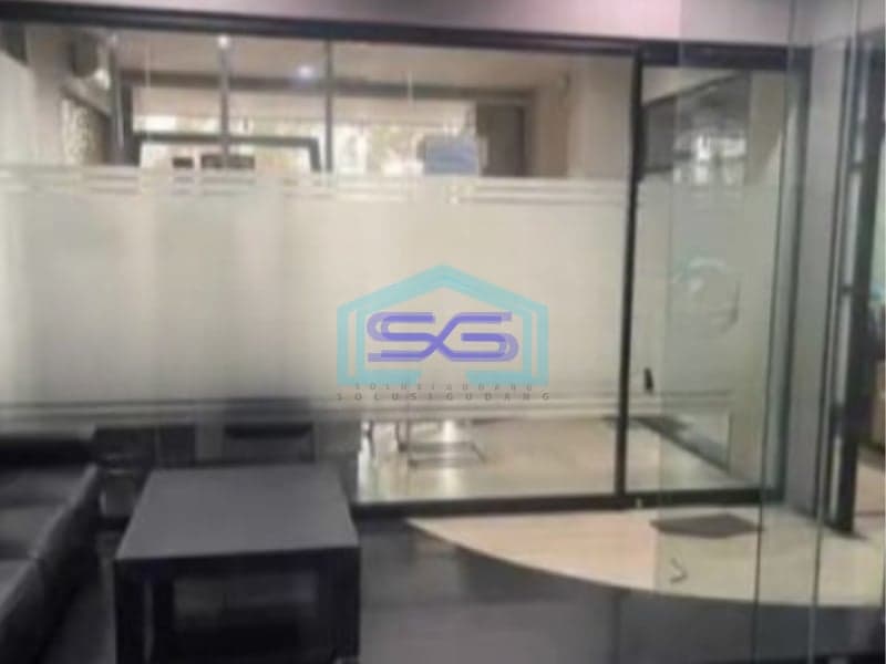 Disewakan Ruko Luas Bangunan  450 m² Lokasi Harmoni Jakarta Pusat