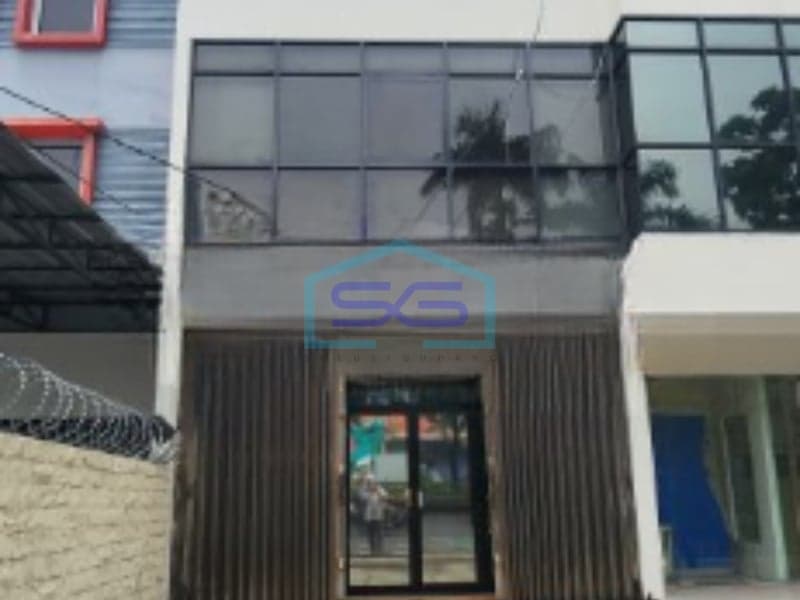 Disewakan Ruko Lokasi Strategis di Cideng Timur, Jakarta Pusat LB 340 m²