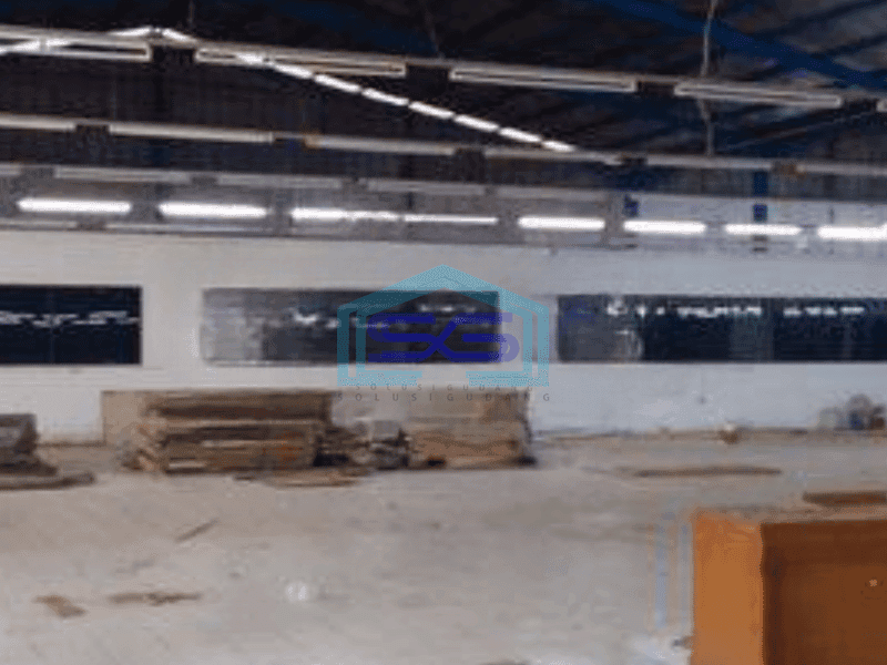 Dijual Pabrik Ex Garmen Luas Bangunan 9000 m² di Pinggir Jalan Raya Karawang Timur