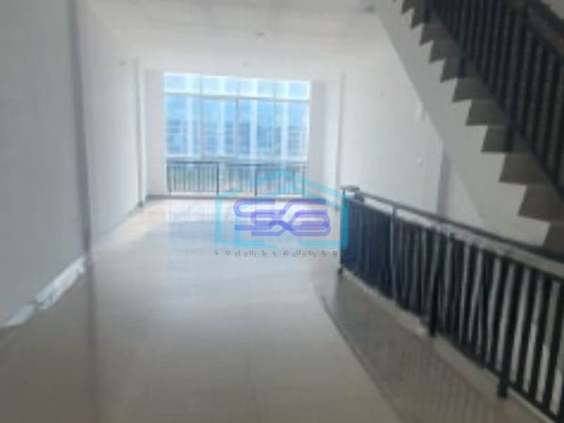 Disewakan Ruko Luas Bangunan 300 m² Area Parkir Luas di Jakarta Utara