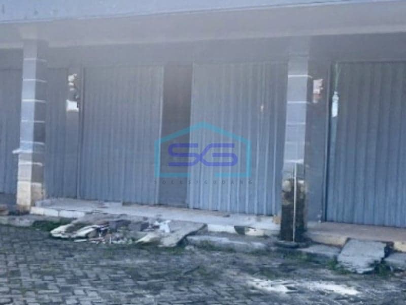 Disewakan Ruko Luas Tanah 400 m² Lokasi di Jakarta Timur