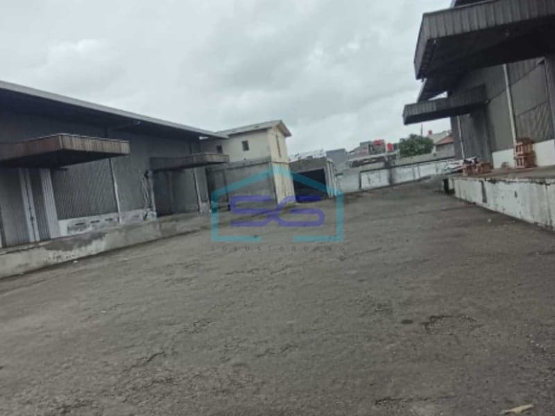 Disewakan Gudang Akses Kontainer di Peta Barat Kalideres, Jakarta Barat LB 1770 m²