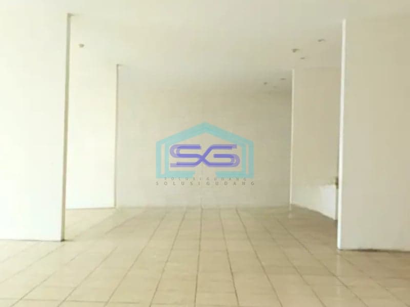 Disewakan Ruko Luas Bangunan 132 m² Lokasi Strategis di Blimbing Malang