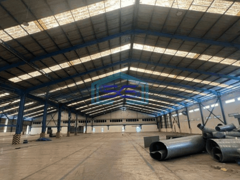 Disewakan Pabrik di Lippo Cikarang Luas Bangunan 5980 m²