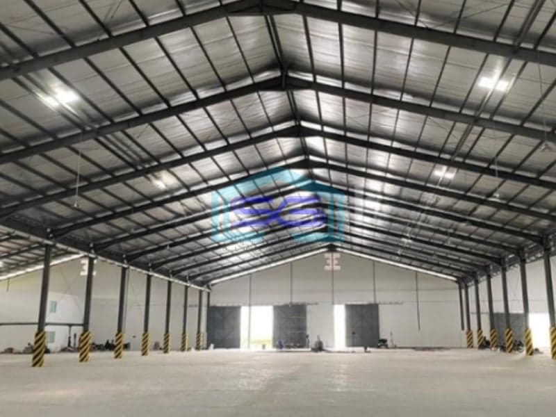 Disewakan Gudang Zona Industri Lokasi Gatot Subroto Semarang Luas Bangunan 10300m2
