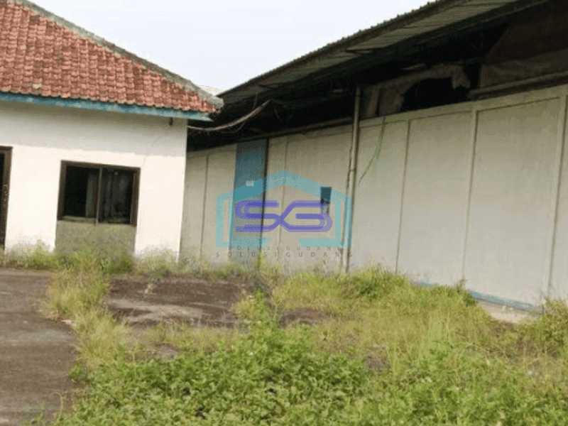 Dijual Gudang Akses Container Luas Bangunan  2016 m² di Curug Tangerang