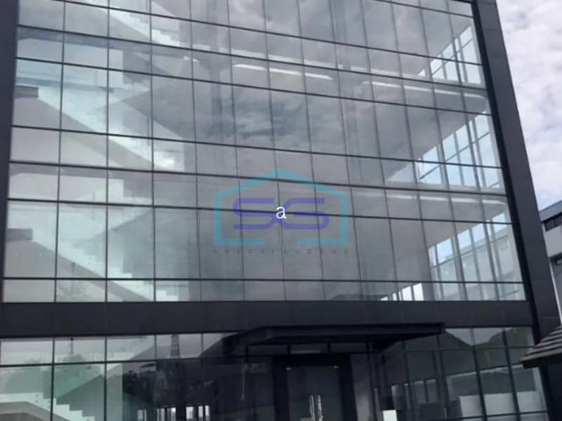 Dijual Kantor Dekat Universitas Binus Kemanggisan, Jakarta Barat LB 2.550 m2