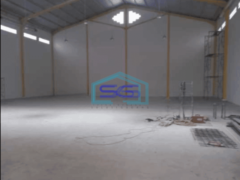 Disewakan Gudang Kav.dpr cipondoh Tangerang Luas Tanah 800 m²