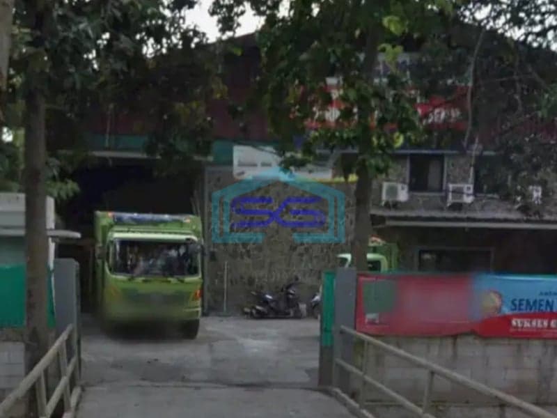 Disewakan Gudang Ada Kantor Luas Bangunan 680 m² di Jakarta Selatan