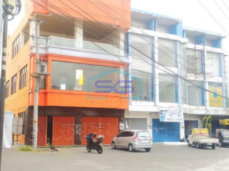 Shop House for Sale Near Pakuwon Mall, Sleman Land Area 329 m2