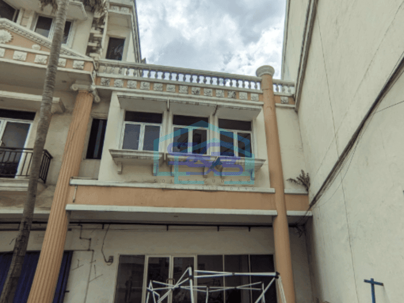Disewakan Ruko Rotterdam Business Center di Tangerang Luas Tanah 63 m²