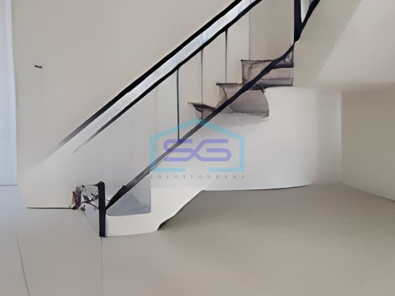 For Rent: Spacious Shophouse, Land Area 440 m², Located in Kendal, 2 Floors